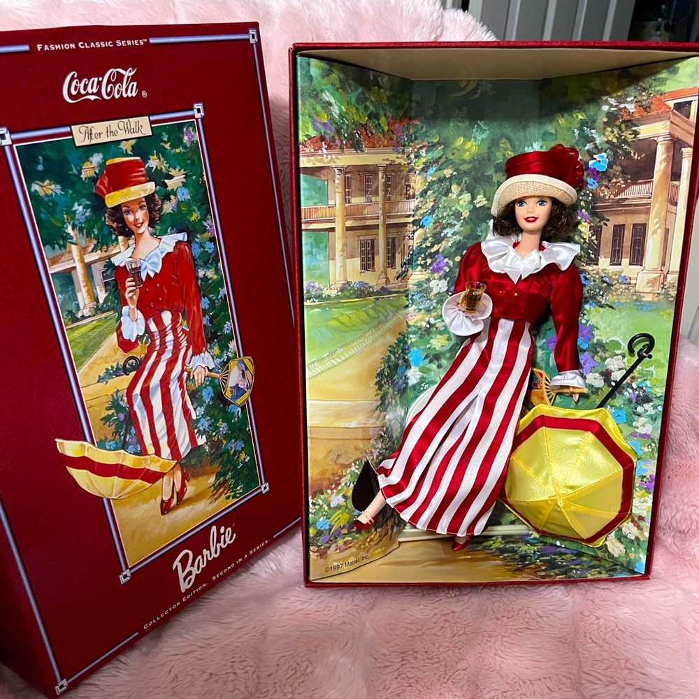 Fashion Classic Series™ Coca-Cola After the Walk Barbie + Original Box NWT